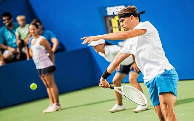 tennis va pickleball khac nhau nhu the nao diem khac biet co ban